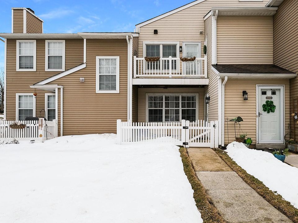 1st image of 401 Ferris Ln #D1