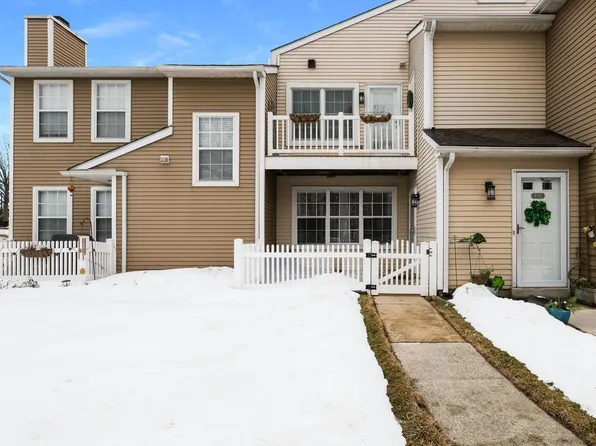 401 Ferris Ln #D1, Doylestown, PA 18901