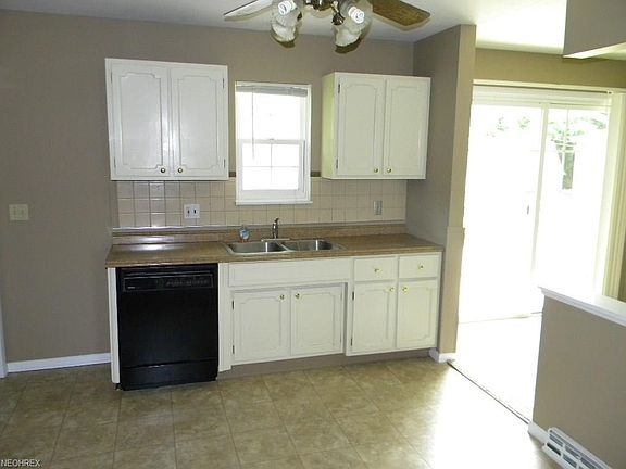 5th image of 343 Erieview Blvd