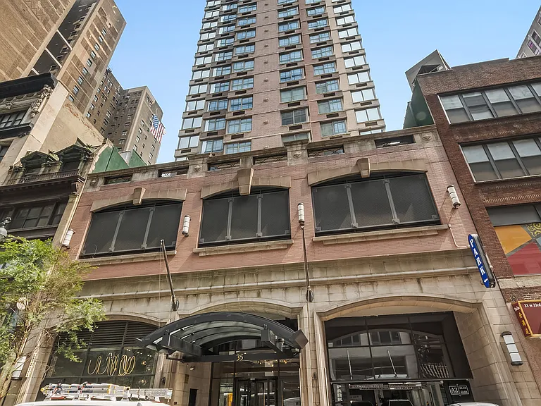 35 W 33rd St #28D — Photo 6