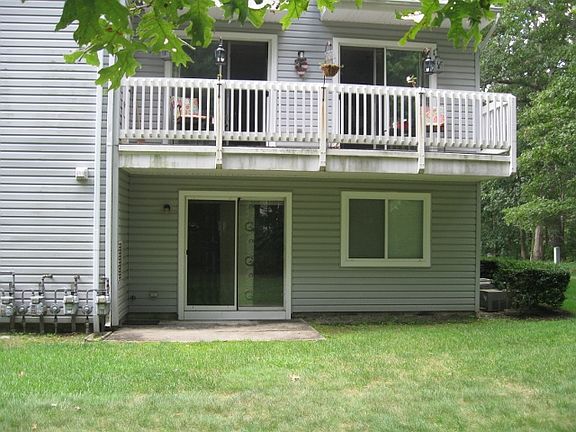 2nd image of 1610 Arthur St