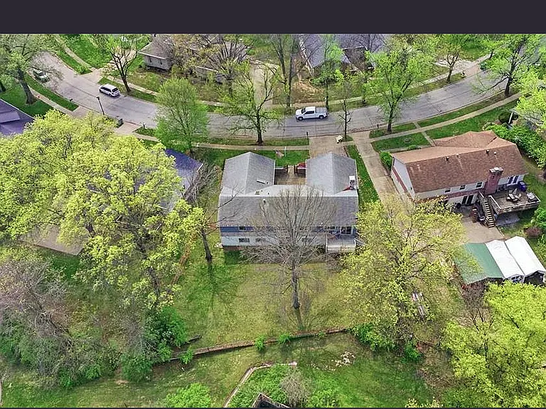 740 Penny Ct — Photo 4