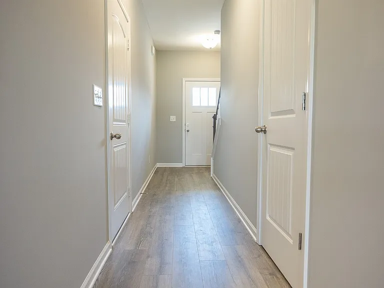 5740 Cloverwood Dr — Photo 7