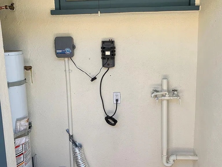 22040 Del Valle St — Photo 21