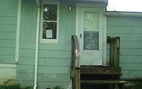 2nd image of 3814 E 53rd Ter