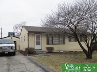 4611 N 94th St, Omaha, NE 68134