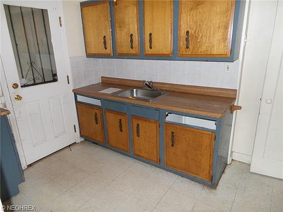 4th image of 14013 Tuckahoe Ave