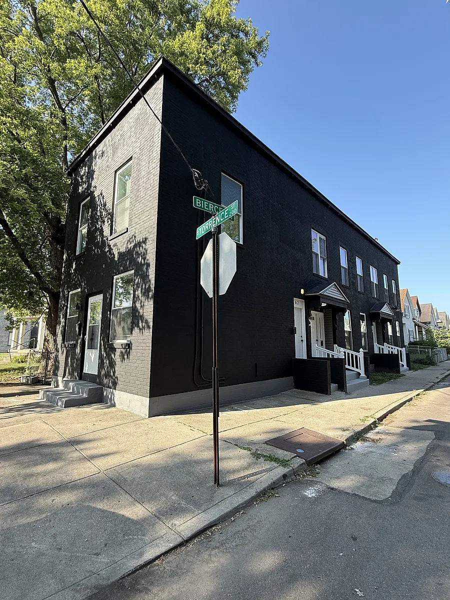 Building Photo - 58 Bierce Avenue 231 S Torrence Street 60 #1/2