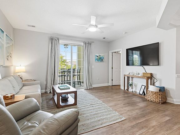 5th image of 6203 Catalina Dr. #727