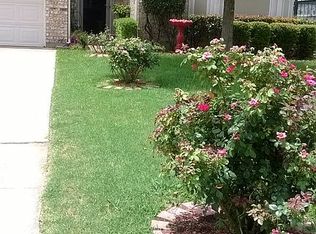 4141 Scotland Dr, Grand Prairie, TX 75052