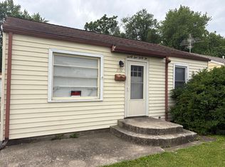 2132 Cincinnati Ave, Grandview, IL 62702