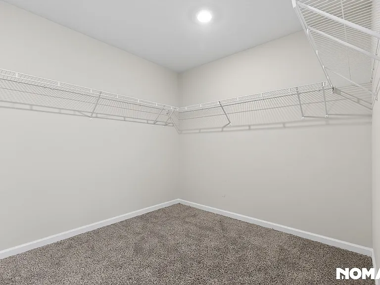 6039 Hickory Creek Ct — Photo 27