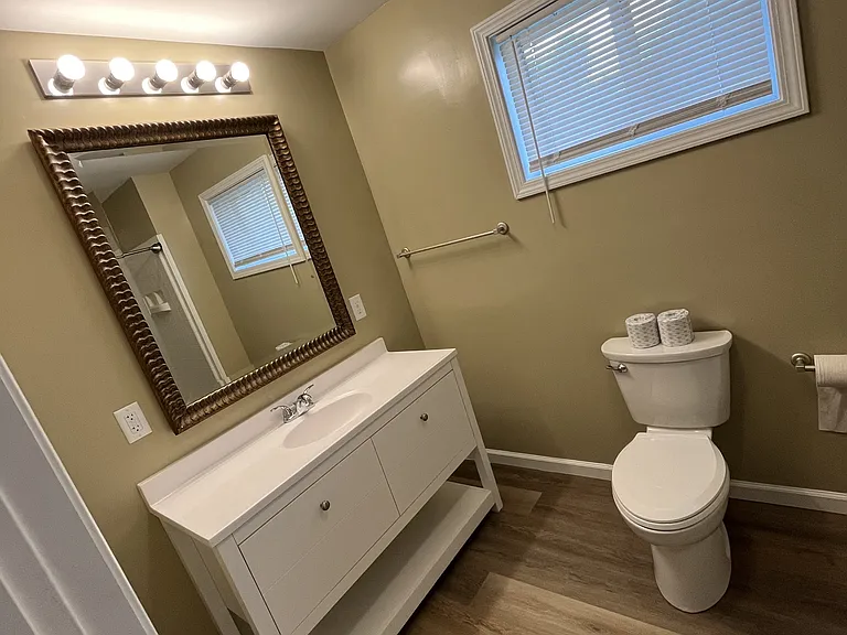 425 Paul Ave — Photo 55