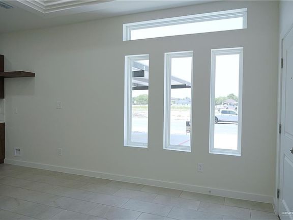 3rd image of 1217 S Woodland Dr #1
