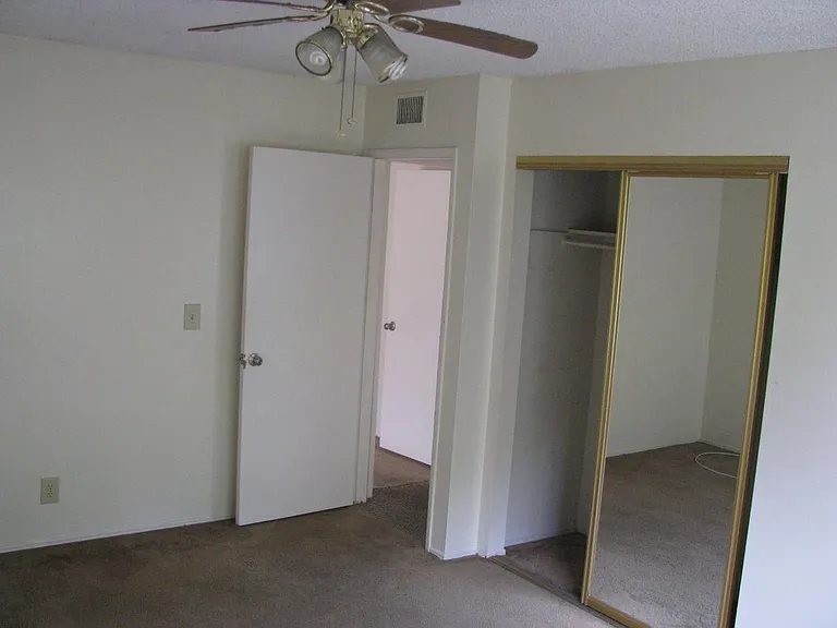 5211 Countryside Dr — Photo 9