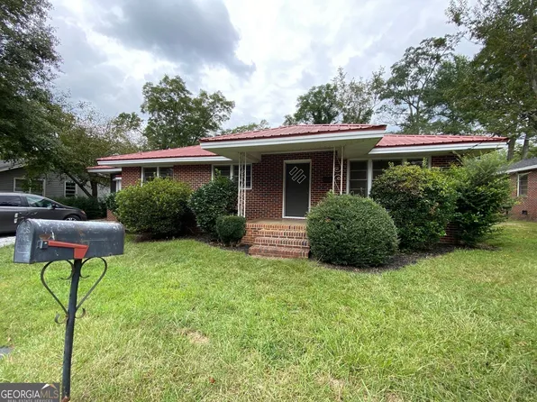 53 Wallis St, Elberton, GA 30635