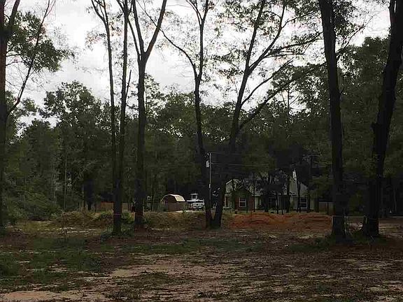 5th image of 1 Acre Greenleaf Dr