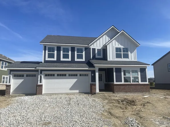 8915 Alexander Rdg, McCordsville, IN 46055