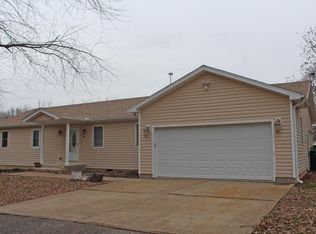 403 Sunset Dr, Appleton City, MO 64724