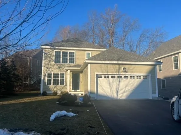 51 Stocklan Circle, Dover, NH 03820