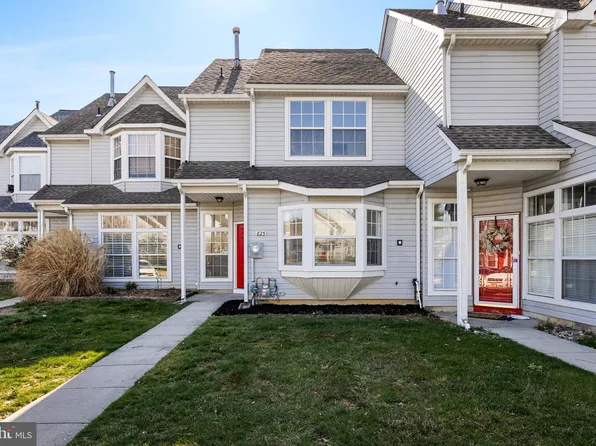 825 Thoreau Ln, Williamstown, NJ 08094