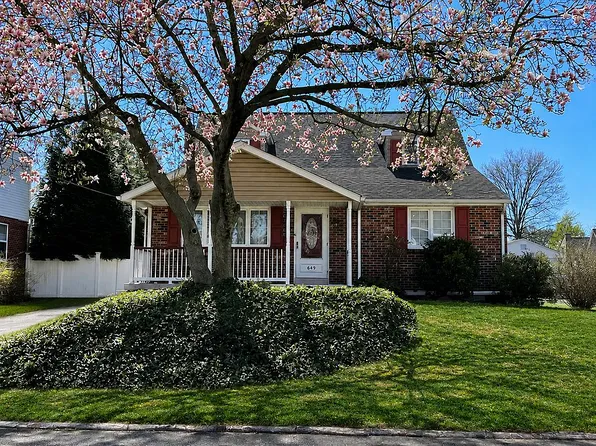 645 Brighton Ter, Holmes, PA 19043