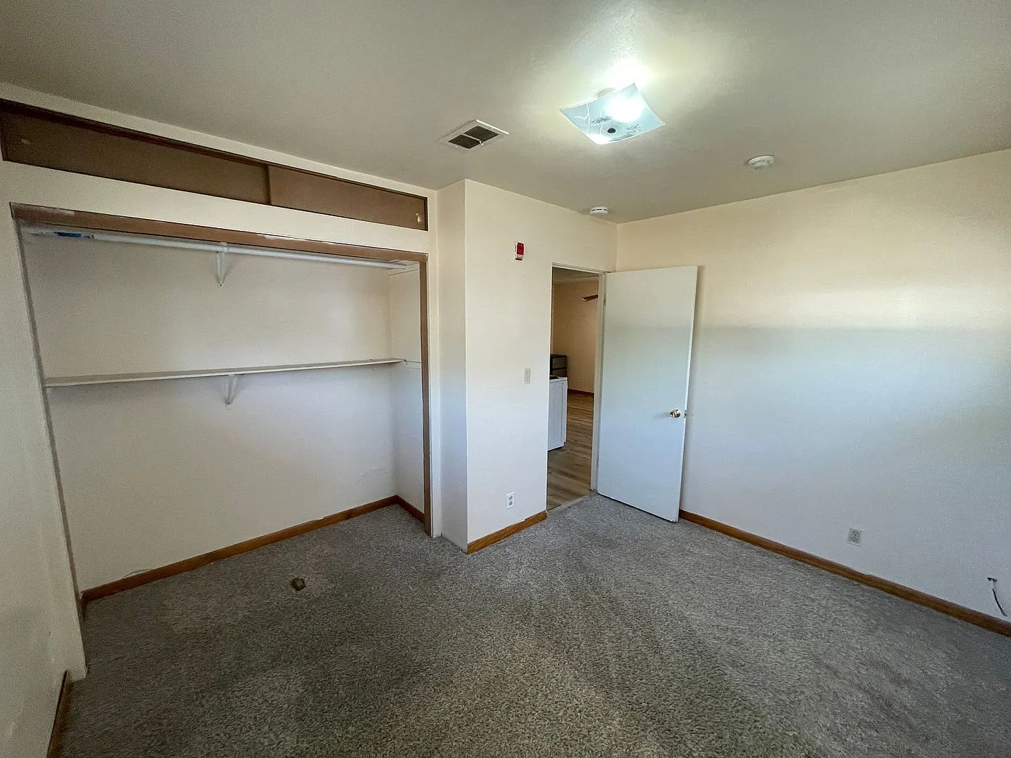 7601 W. Becher St. (3 Unit + Commercial) — Photo 2