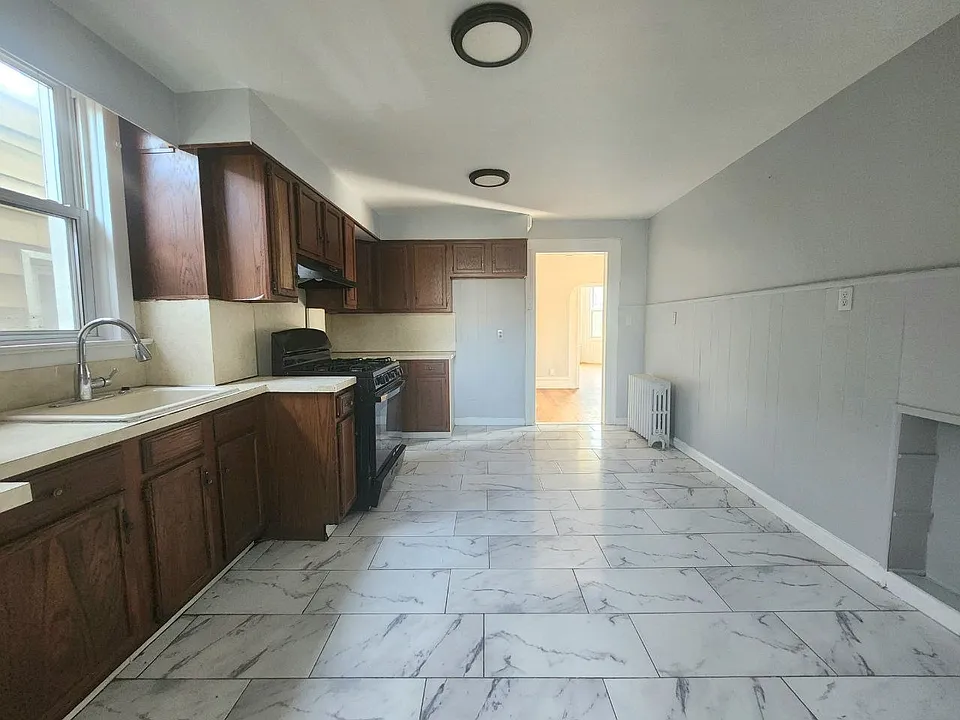 261 New York Ave #20B