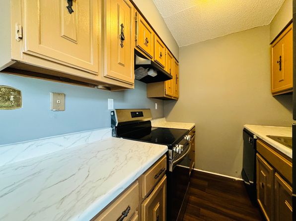 925 Shallowford Rd APT 17