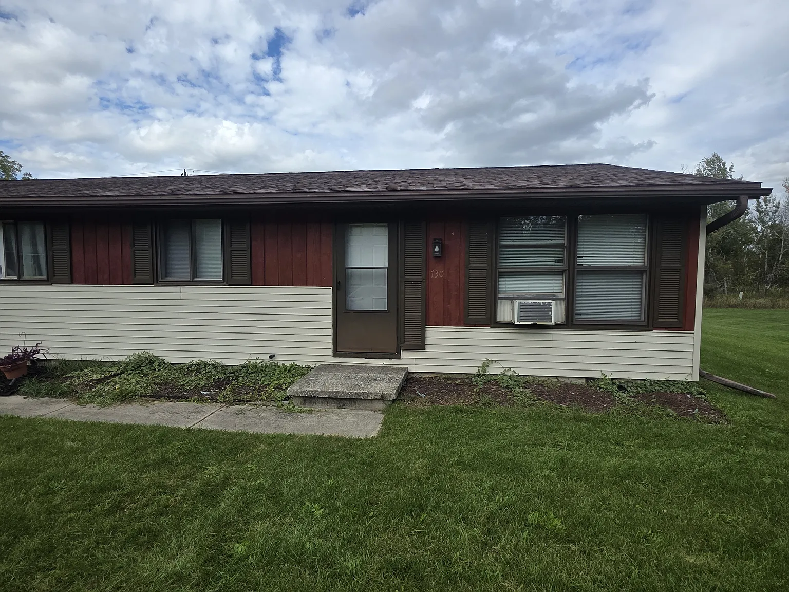 2 bed, 812 sqft, $1,200 — Photo 2