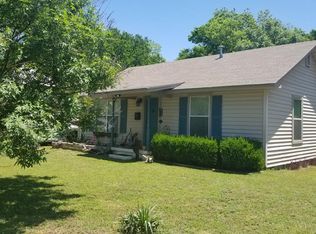 111 Herzog St, Kerrville, TX 78028