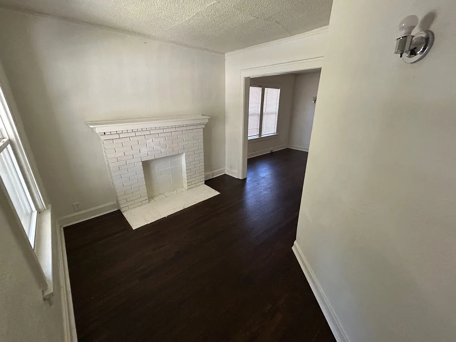 3 bed, $945 — Photo 3
