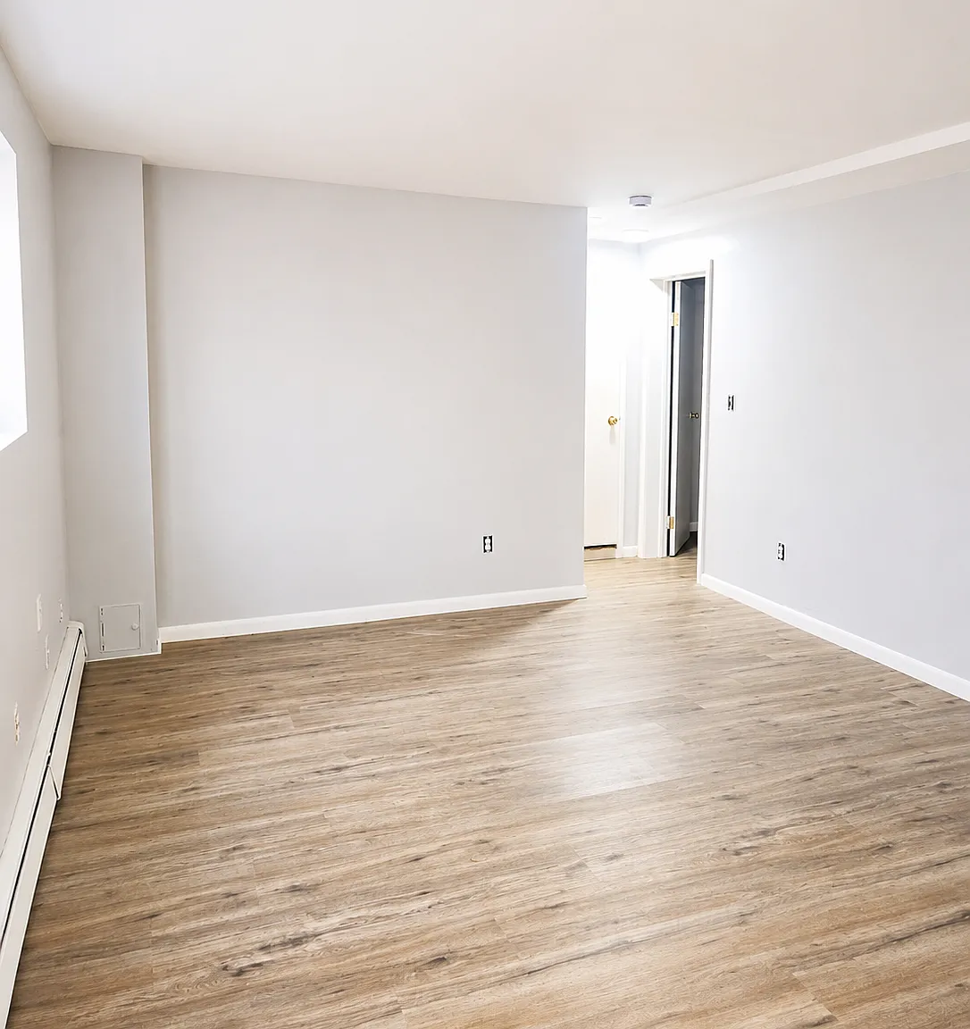 1 bed, 650 sqft, $1,900 — Photo 3