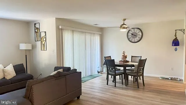 11 Twin Rivers Dr #M — Photo 12