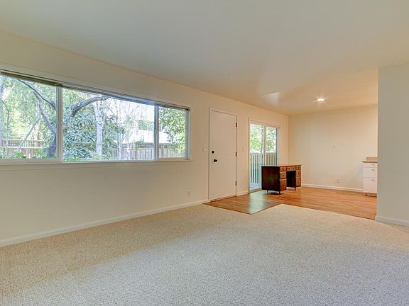 2nd image of 138 Tunstead Ave APT 1