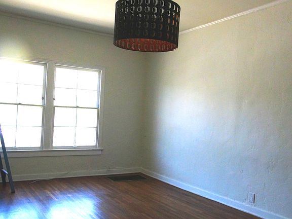 4th image of 465 N Curson Ave APT 103