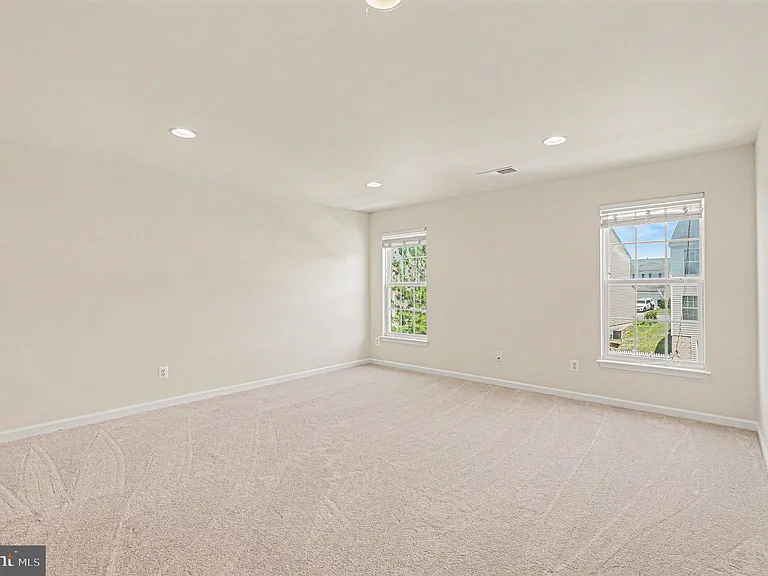 9709 Glenn Brooke Ct — Photo 14