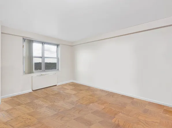 110-11 Queens Boulevard image 16 of 22