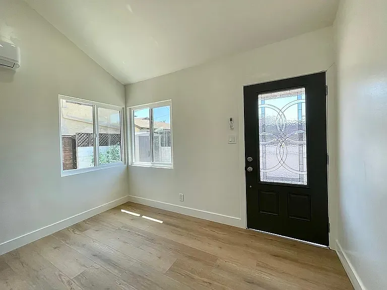 3155 Atwater Ave — Photo 3