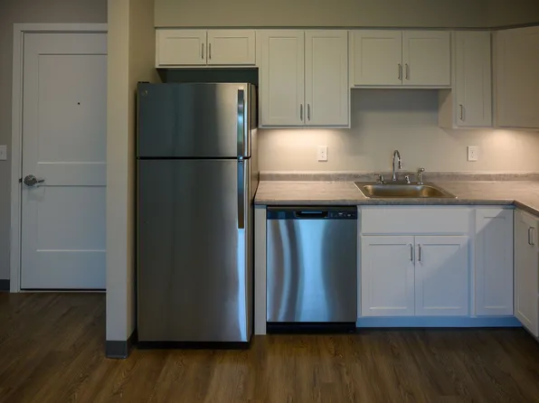 Apple Ridge Apartments