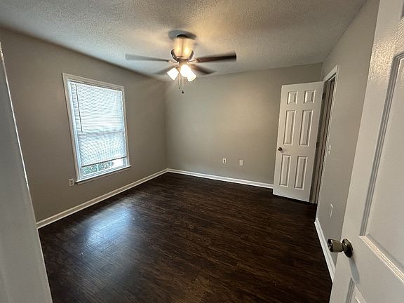 5th image of 230 Lanier Dr #196