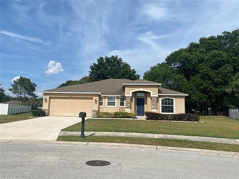 1st image of 1645 Taylor Landing Dr