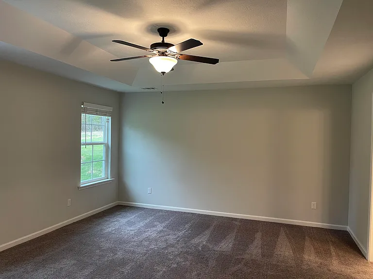 811 Goodale Dr — Photo 12