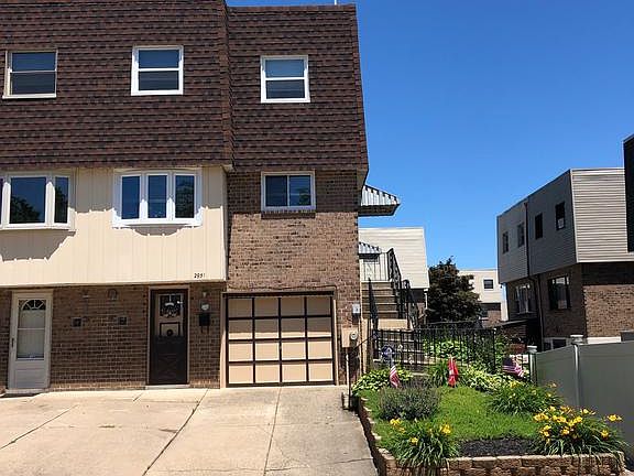 3rd image of 2951 Joey Dr
