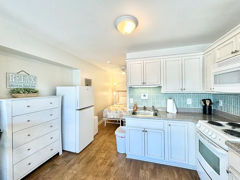 2401 W Fort Macon Rd #1 — Photo 8