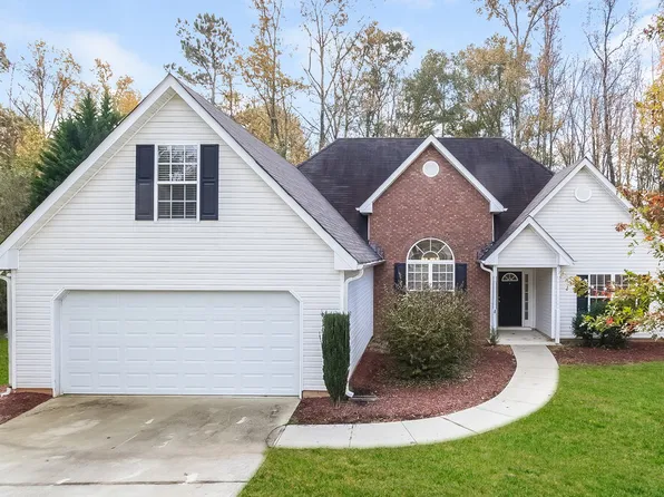 205 Towler Shoals Dr, Loganville, GA 30052