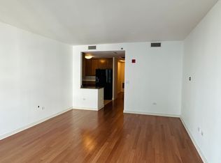 130 N Garland Ct APT 1204, Chicago, IL 60602