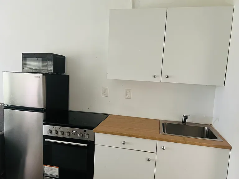 2206 N 28th Ave #1 — Photo 9