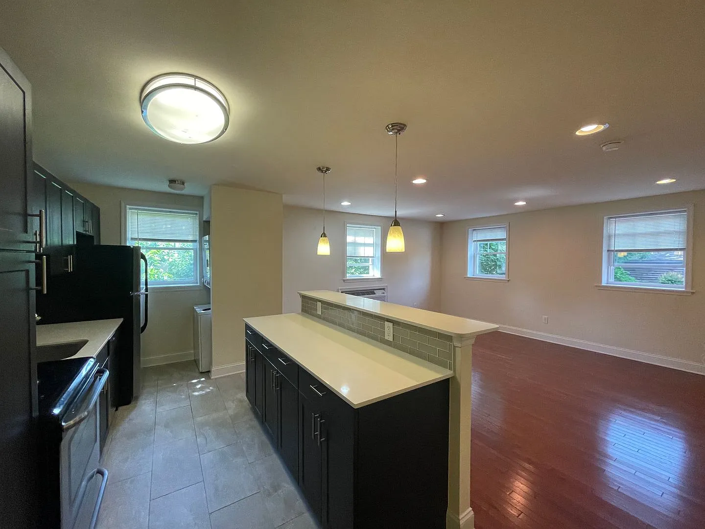 Maison Ridge Apartments — Photo 2