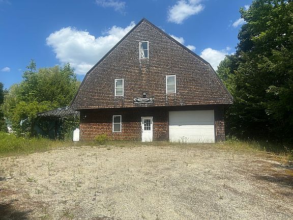 Front exterior 